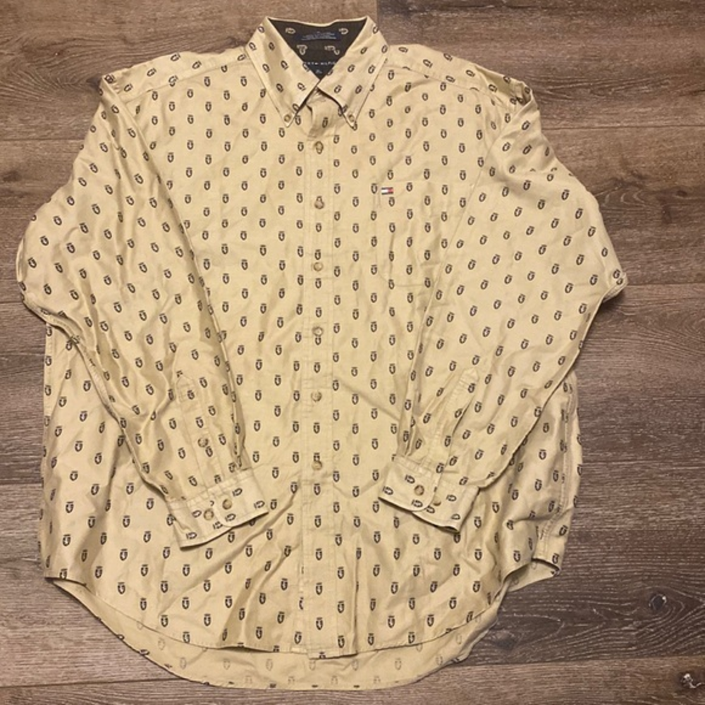 Tommy Hilfiger button down XL